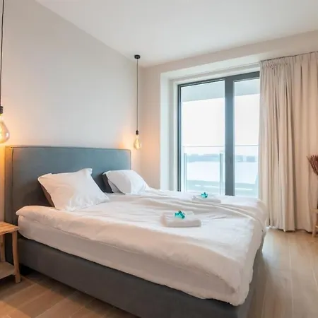 Apartmán New With Stunning Views, Pool And Fitness Ostende