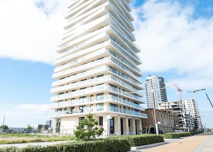 Appartement New With Stunning Views, Pool And Fitness Oostende