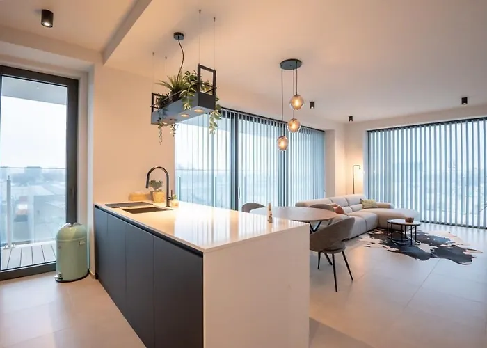 New With Stunning Views, Pool And Fitness